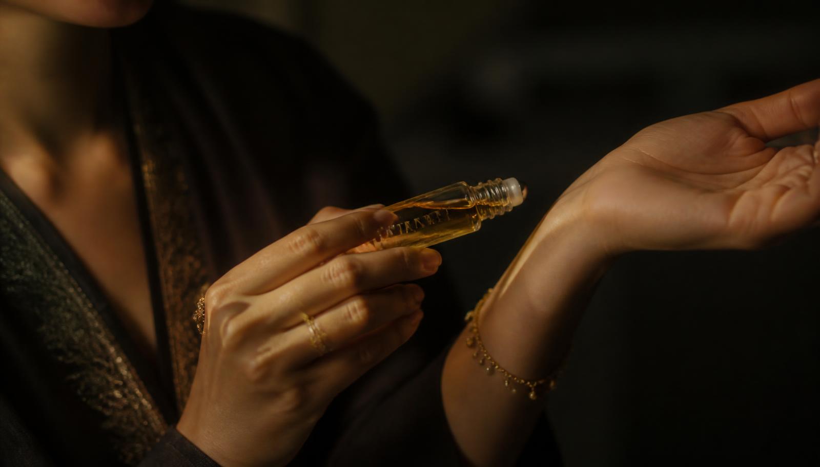 How to Apply Attar Correctly (So It Lasts All Day)